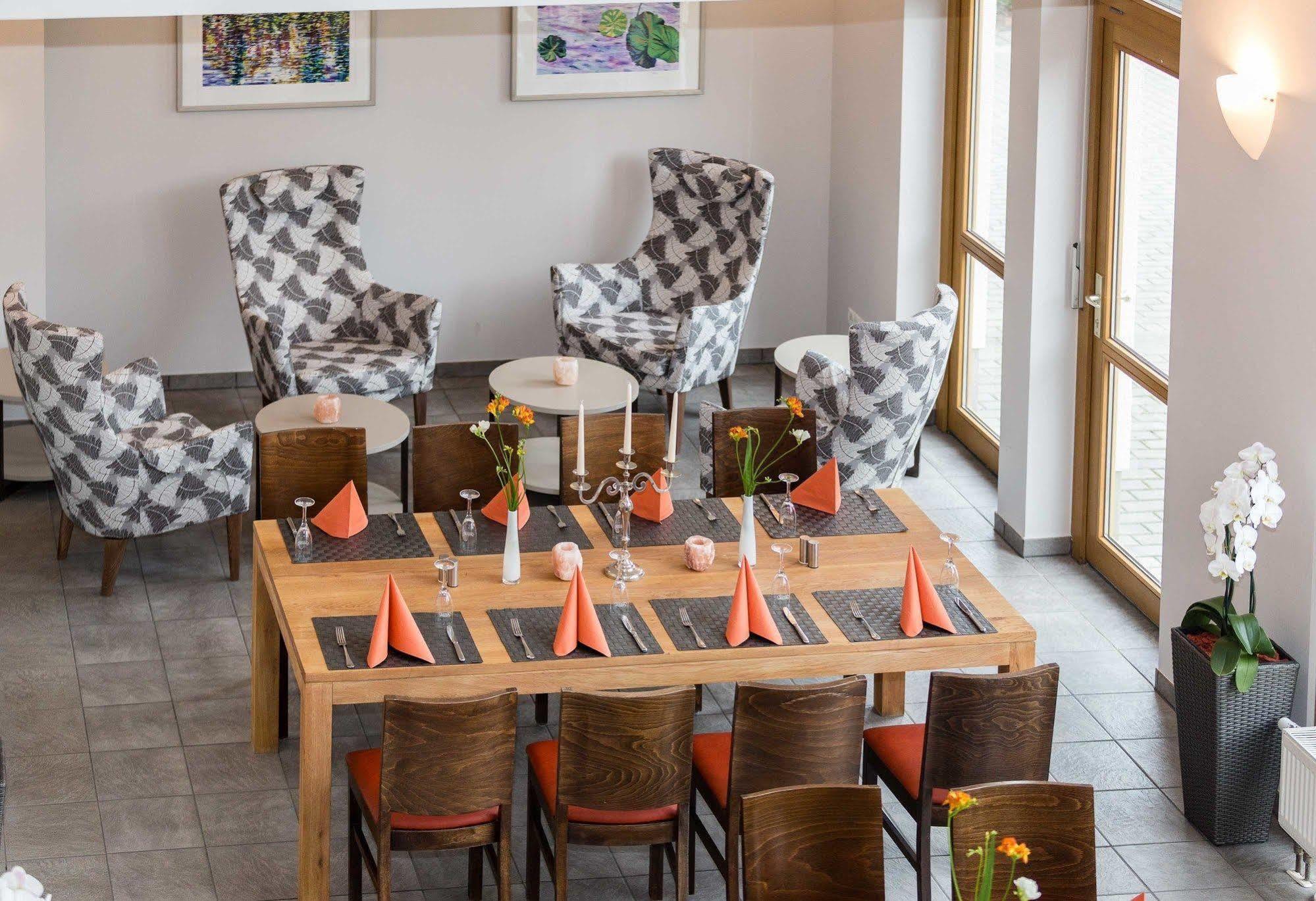 Country Inn Suitenhotel Werder  Extérieur photo