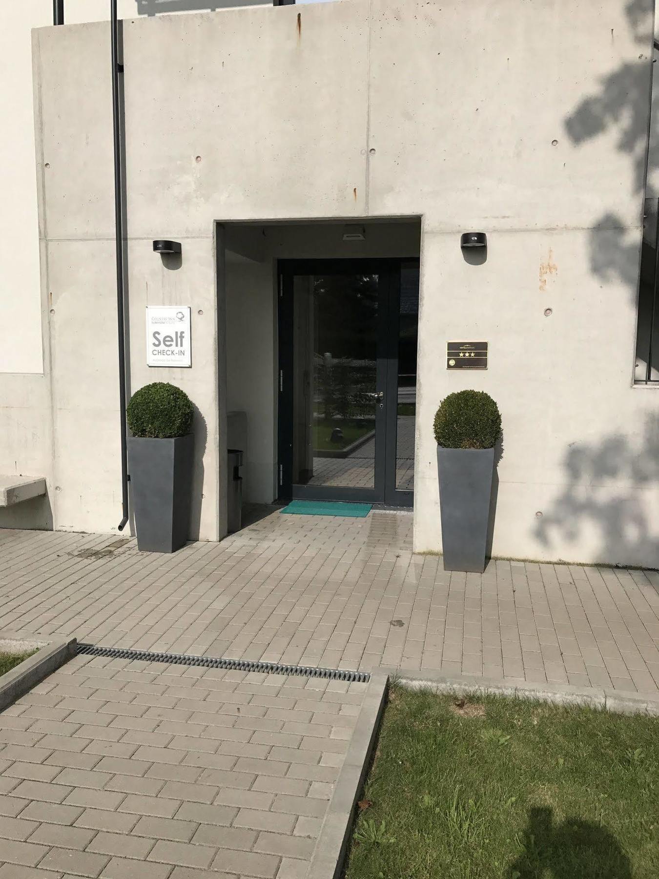Country Inn Suitenhotel Werder  Extérieur photo